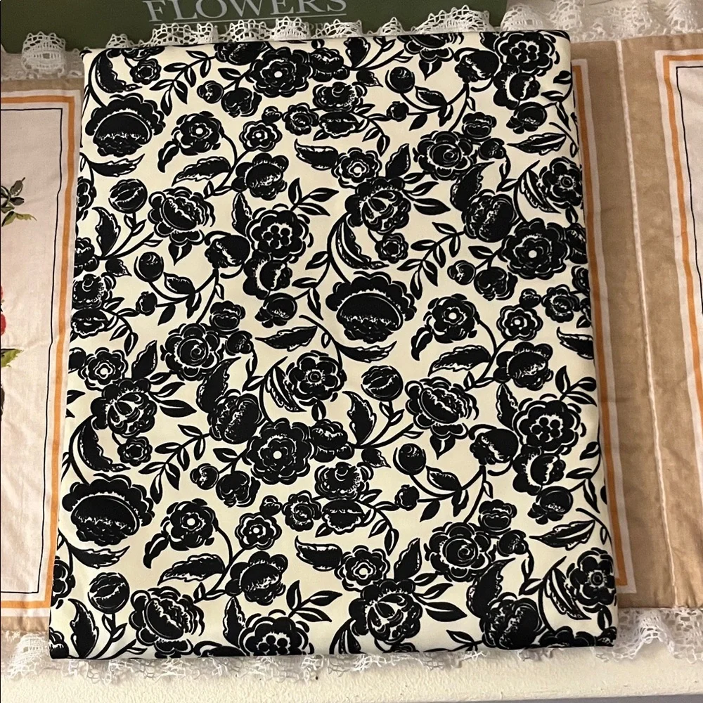 Vera Bradley Tech Sleeve
